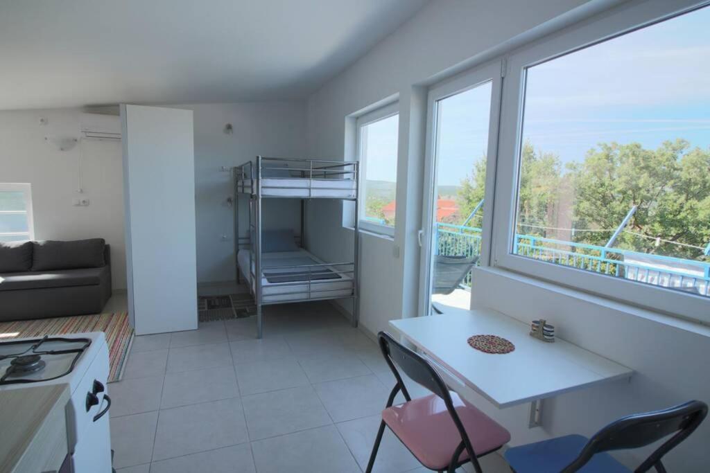 Apartment- Family Apartment Malinska